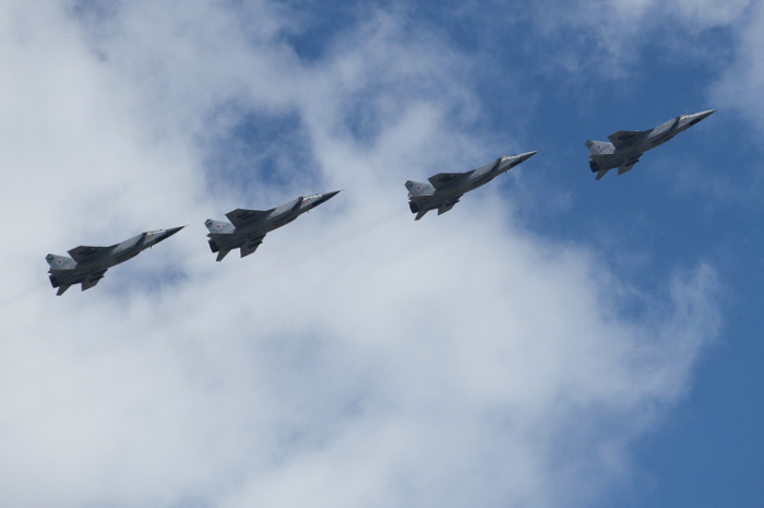 
Iznīcinātāji MIG-31.
