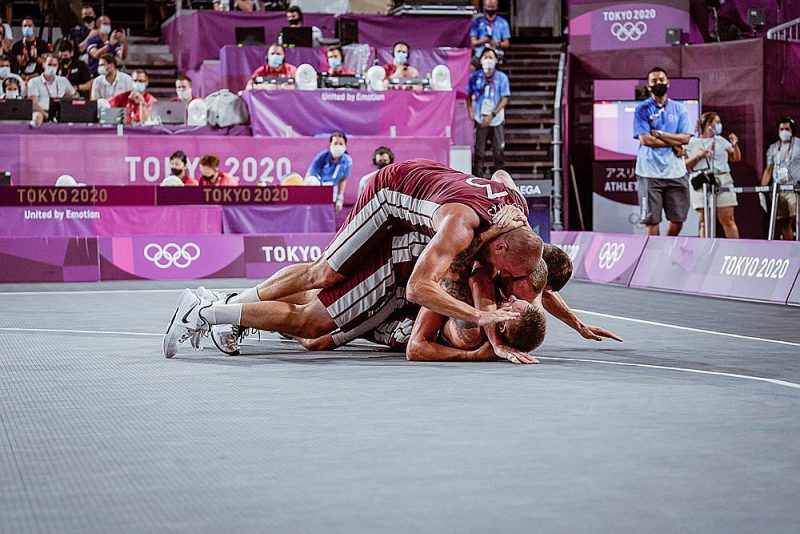 
3×3 basketbolisti izcīnījuši Latvijai piekto olimpisko zeltu neatkarības laikā. 2021. gads.
