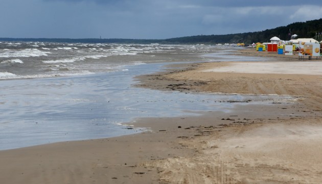 Самый грязный и неблагоустроенный пляж Сочи это