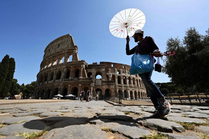 
Ilustratīvs foto. Roma Itālijā, Kolizejs.
