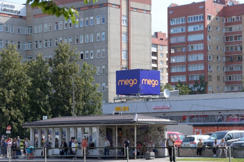 
Daudzdzvīvokļu mājas Rīgā, Pļavniekos.
