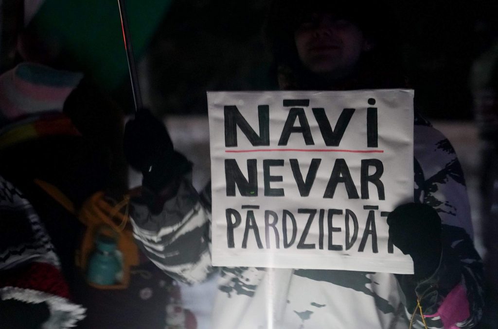 
Protests pret Latvijas dalību starptautiskajā dziesmu konkursā “Eirovīzija” kopā ar Izraēlu.
